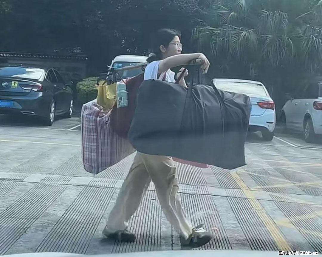 全网追的“扁担女孩”,找了一份暑假工,时薪12元 - 本溪生活资讯 - 本溪28生活网 benxi.28life.com